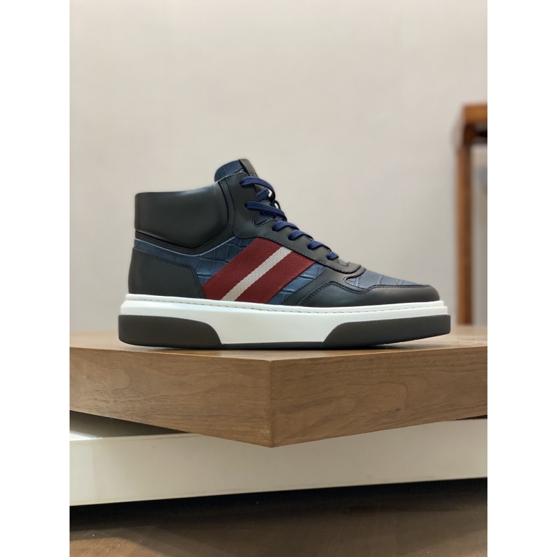 B**rry sneakers